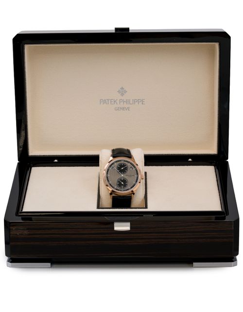 Patek Philippe Complications 5235/50R-001 Image 7